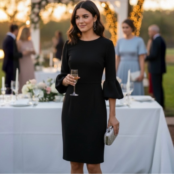 Alexia Admor Black Bell Sleeve Dress - Picture 3 of 12